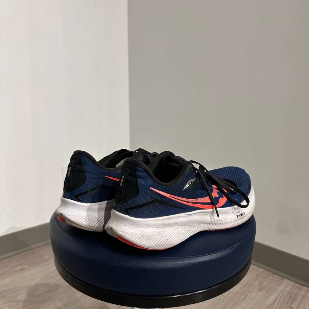 Saucony Ride - Picture 2 of 3